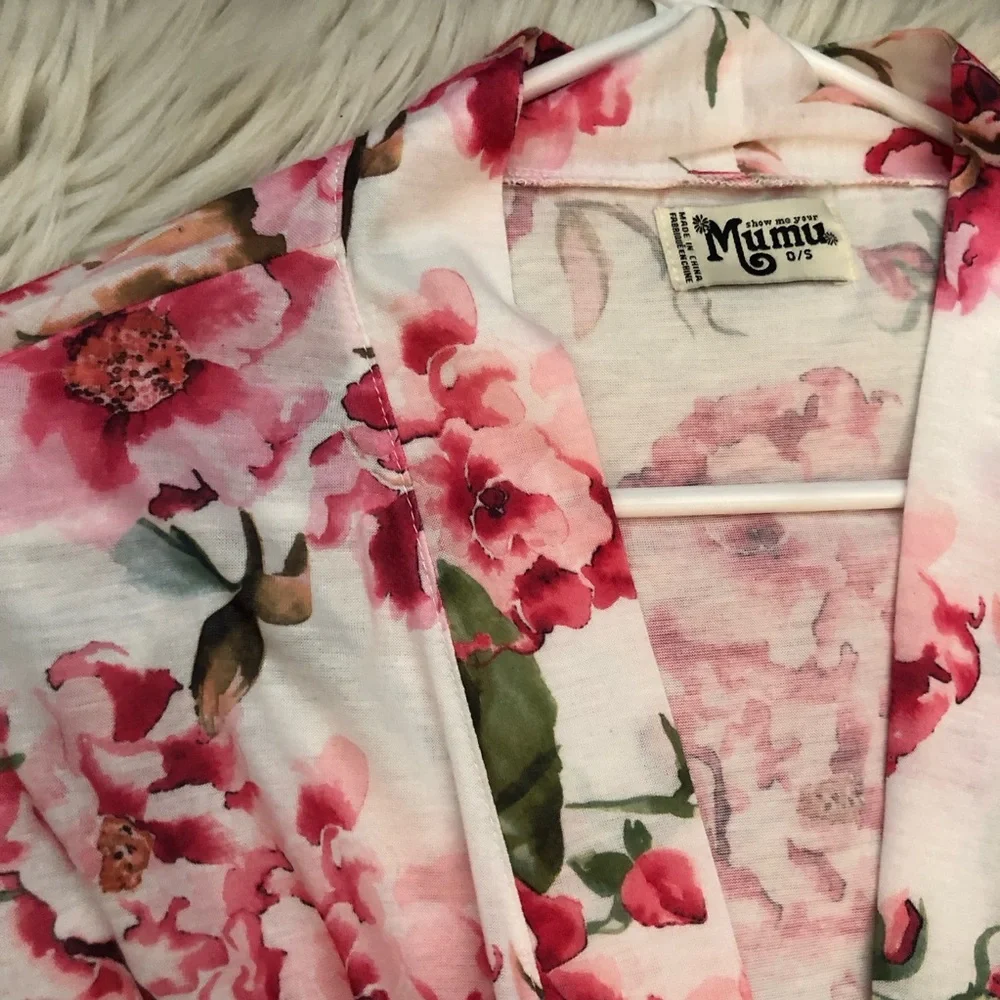 Show Me Your Mumu Pink Roses Floral Prints White Open Front Robe Lounge Wear OS